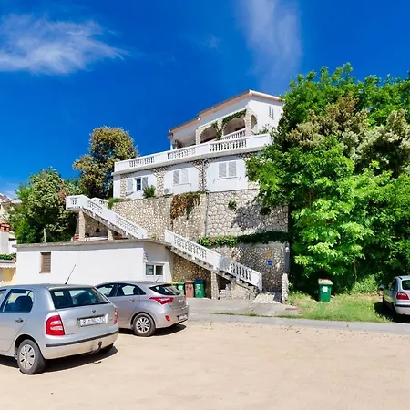 Apartment Albina