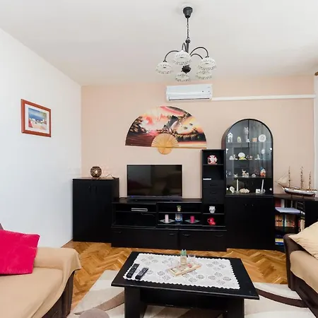 Albina Apartment Lopar