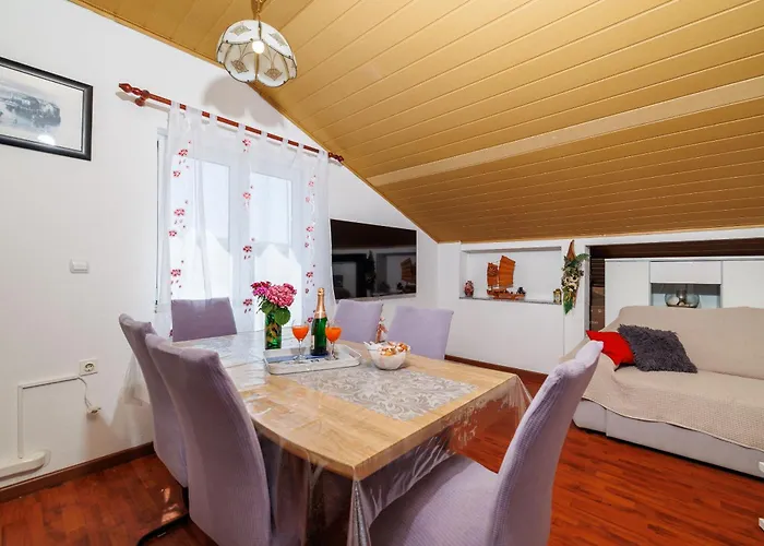 Albina Apartamento