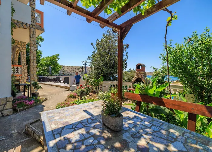 Albina Apartamento Lopar